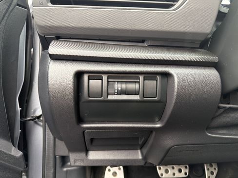 Used 2024 Subaru Crosstrek 2.5i Sport image 15