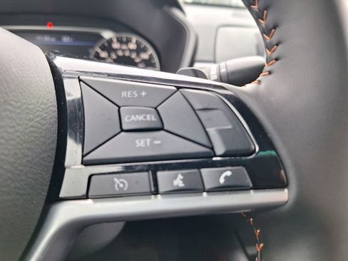 Used 2025 Nissan Altima 2.5 SR image 14