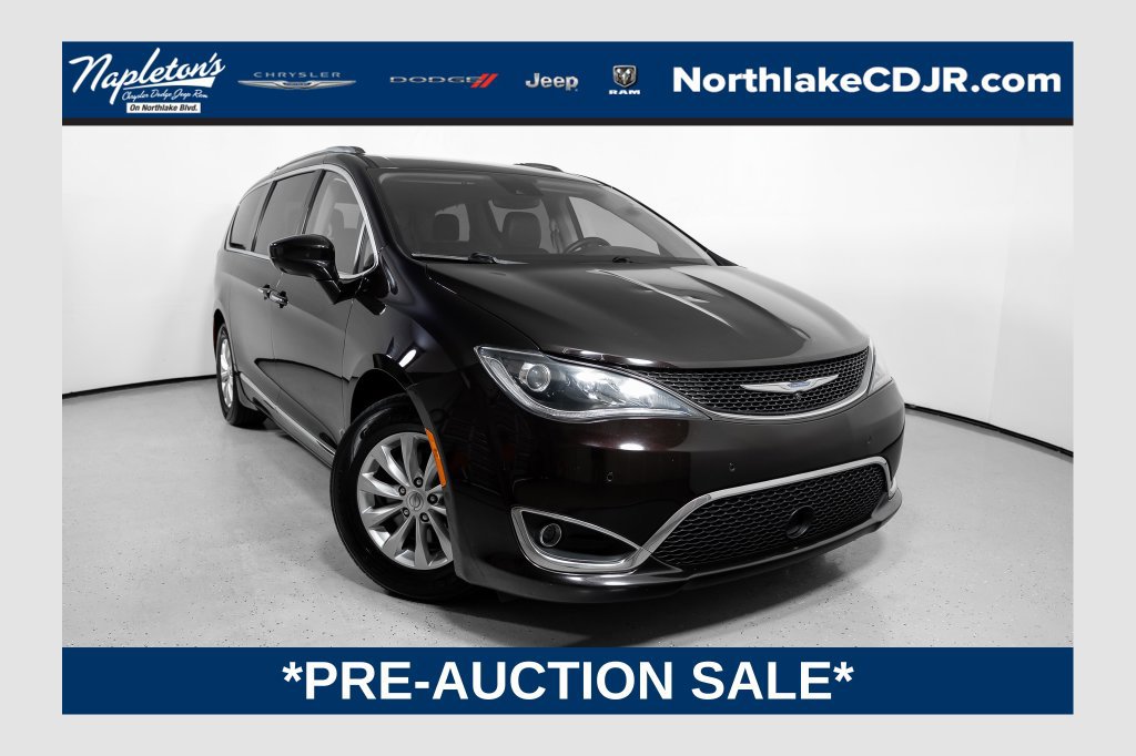 Used 2018 Chrysler Pacifica Touring-L w/ Advanced Safetytec Group FWD image 1