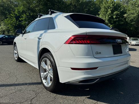Used 2019 Audi Q8 Premium w/ Convenience Package AWD/4WD image 3