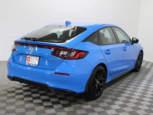 Used 2022 Honda Civic Sport image 6