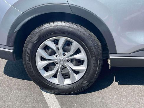 Used 2024 Honda CR-V LX image 7