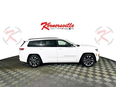 New 2025 Jeep Grand Cherokee L Overland image 8