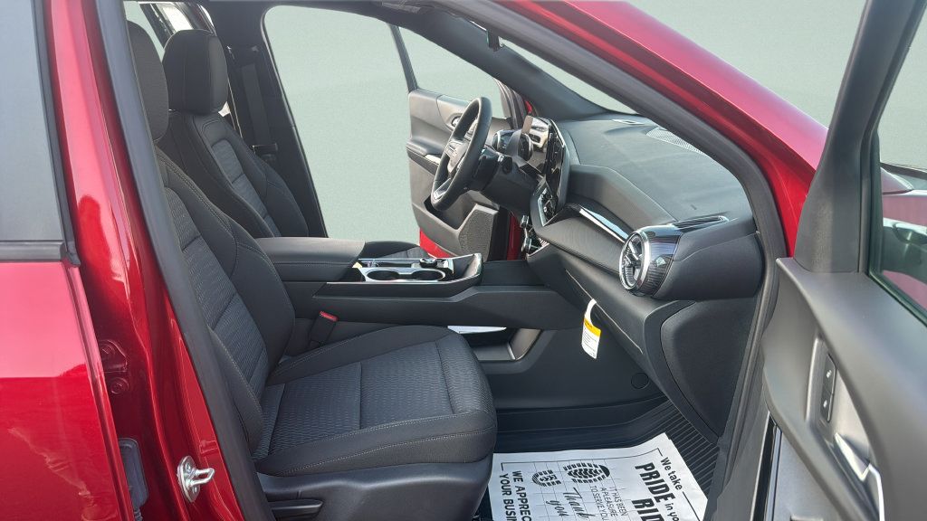 New 2026 Chevrolet Equinox LT w/ Safety and Technology Package FWD image 16