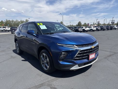 Used 2023 Chevrolet Blazer LT FWD image 10
