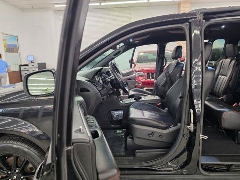 Used 2019 Dodge Grand Caravan GT FWD image 8