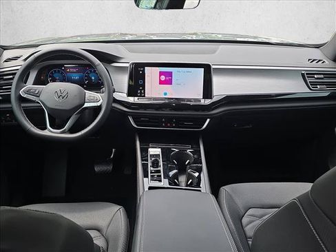 New 2026 Volkswagen Atlas Cross Sport SE FWD image 19
