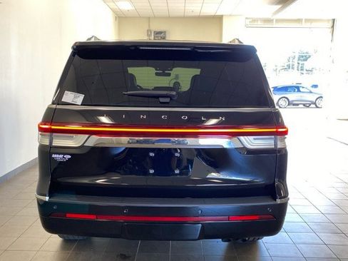 New 2024 Lincoln Navigator Reserve image 6