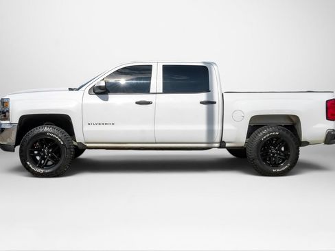 Used 2018 Chevrolet Silverado 1500 W/T w/ Trailering Package AWD/4WD image 9