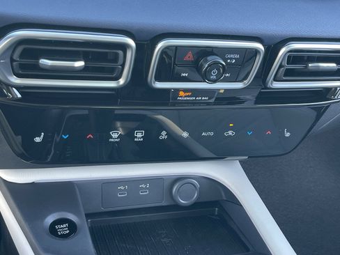 New 2026 Nissan Sentra SL w/ Floor Mat Package FWD image 29