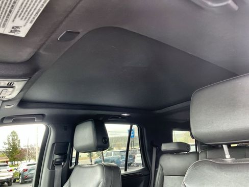 Used 2023 Chevrolet Tahoe LT w/ Luxury Package AWD/4WD image 18