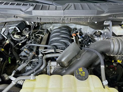 Used 2024 Ford F150 STX AWD/4WD image 9