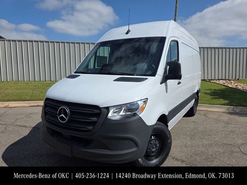 New 2026 Mercedes-Benz Sprinter 2500 image 1