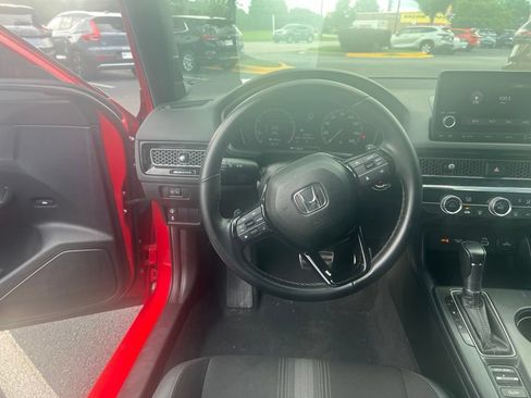 Used 2023 Honda Civic Sport image 10