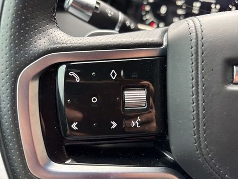 Used 2022 Land Rover Range Rover Evoque R-Dynamic SE image 20