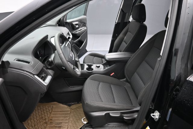 Used 2023 GMC Terrain SLE AWD/4WD image 13