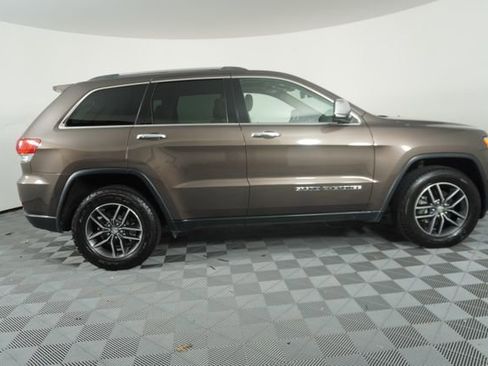 Used 2018 Jeep Grand Cherokee Limited w/ Trailer Tow Group IV RWD image 8