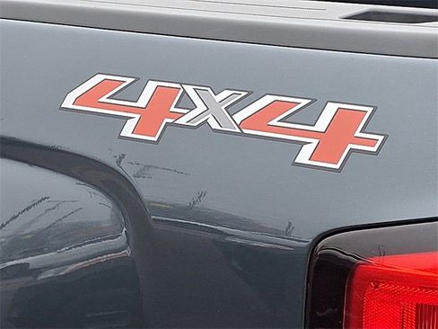 Used 2017 Chevrolet Silverado 1500 LT w/ All Star Edition image 27