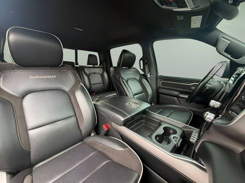 Used 2023 RAM 1500 Laramie AWD/4WD image 18