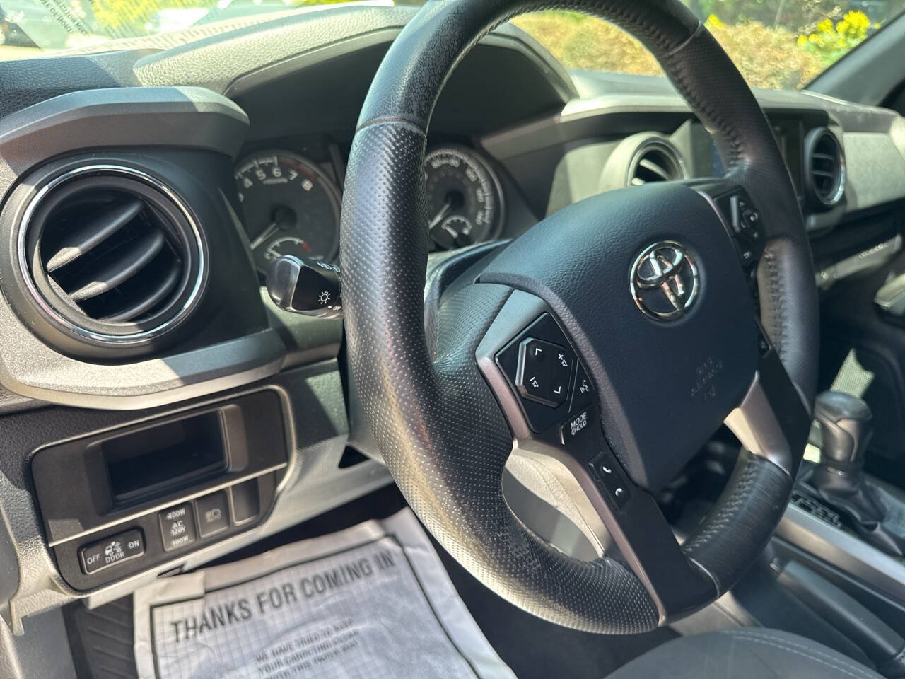 Used 2019 Toyota Tacoma TRD Sport AWD/4WD image 18