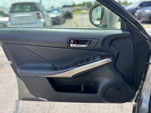Used 2015 Lexus IS 250 AWD w/ Luxury Package image 19