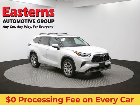 Used 2024 Toyota Highlander Platinum AWD/4WD image 55