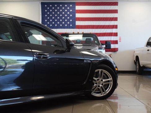 Used 2012 Porsche Panamera 4 image 37