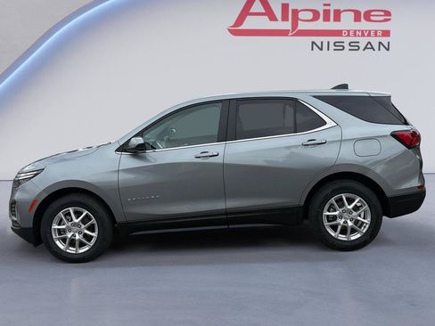 Used 2024 Chevrolet Equinox LT AWD/4WD image 2