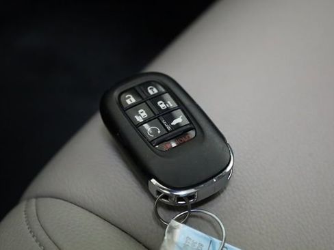 Used 2025 Honda Odyssey EX-L image 37