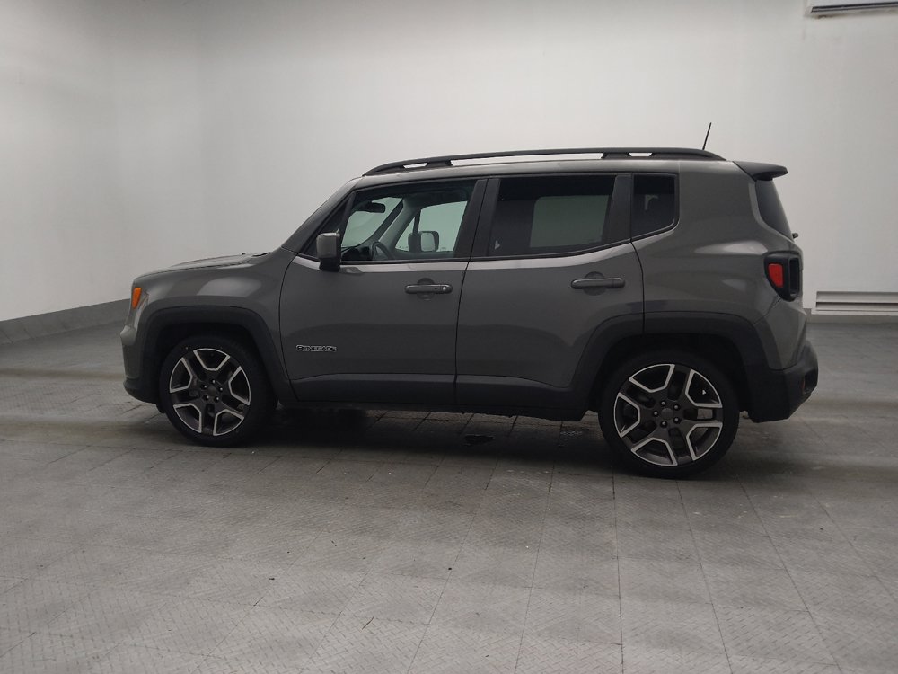 Used 2020 Jeep Renegade Latitude w/ UConnect 8.4 Nav Group FWD image 3
