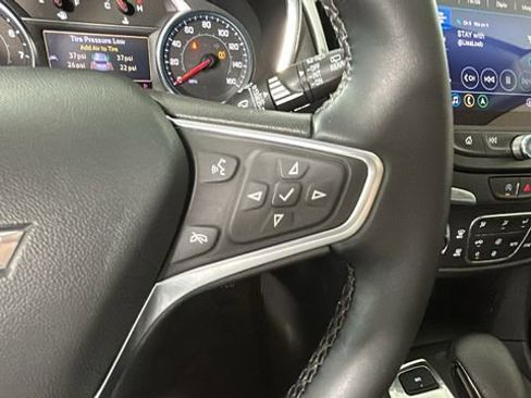 Used 2023 Chevrolet Equinox LT AWD/4WD image 17