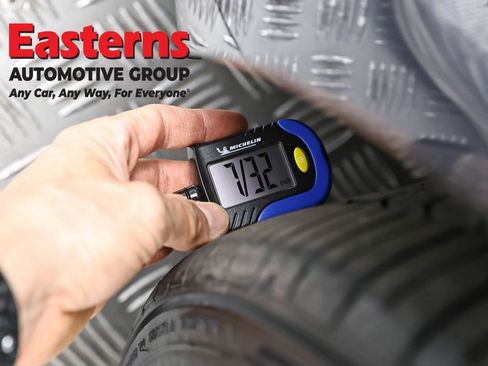 Used 2019 Tesla Model 3 Performance image 20