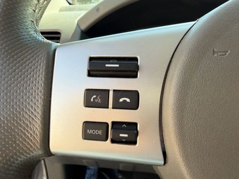 Certified 2019 Nissan Frontier SL RWD image 17
