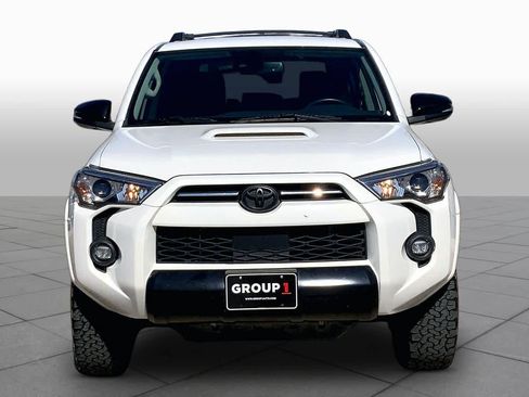 Used 2021 Toyota 4Runner Venture AWD/4WD image 4