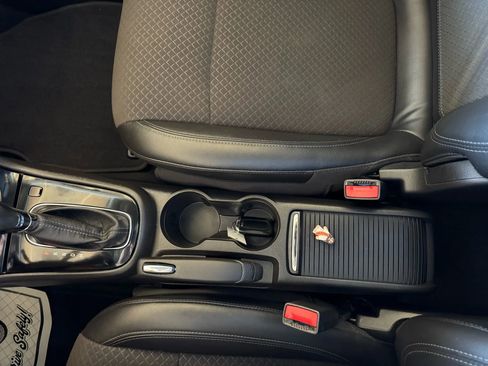 Used 2020 Buick Encore Preferred image 14