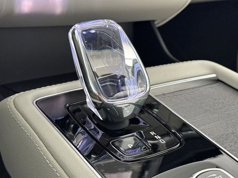 New 2026 Volvo XC90 T8 Ultra w/ Protection Package Premier image 22