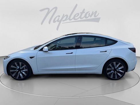 Used 2025 Tesla Model 3 Long Range AWD/4WD image 2