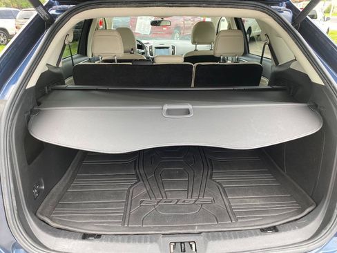 Used 2017 Ford Edge Titanium w/ Equipment Group 301A FWD image 18