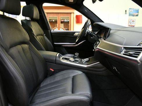 Used 2022 BMW X7 xDrive40i w/ Premium Package AWD/4WD image 63