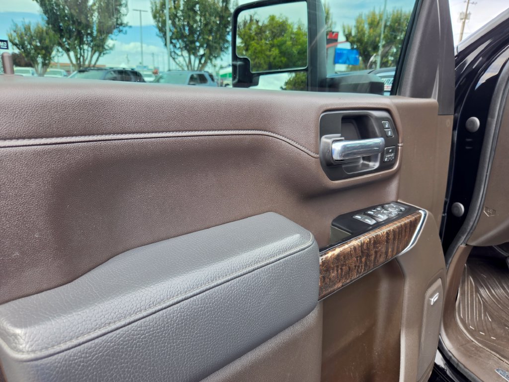 Used 2020 GMC Sierra 2500 Denali w/ Denali Ultimate Package AWD/4WD image 30