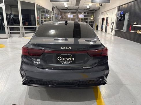 Used 2024 Kia Forte LX image 5