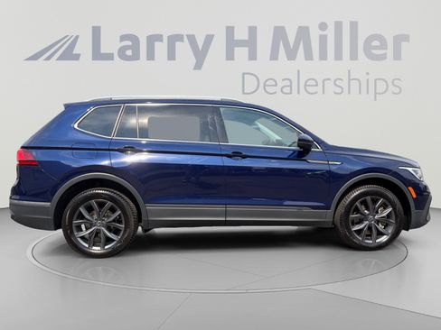 Used 2024 Volkswagen Tiguan SE AWD/4WD image 6