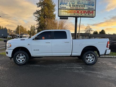 Used 2020 RAM 2500 Big Horn w/ Level 1 Equipment Group image 3