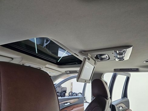 Used 2015 Cadillac Escalade Premium AWD/4WD image 41