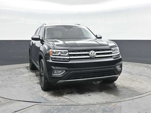 Used 2019 Volkswagen Atlas SEL AWD/4WD image 6