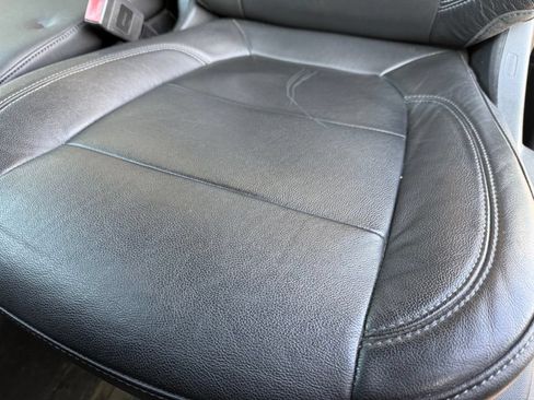 Used 2019 Chevrolet Silverado 1500 LT w/ All-Star Edition AWD/4WD image 21