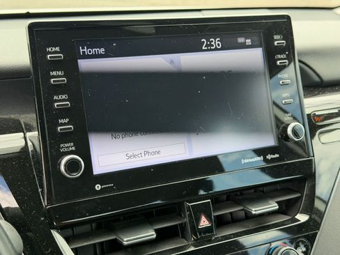 Used 2023 Toyota Camry SE w/ Audio Upgrade Package FWD image 16