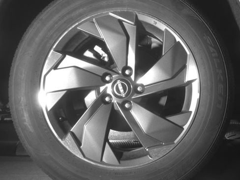 Used 2025 Nissan Rogue SV image 15