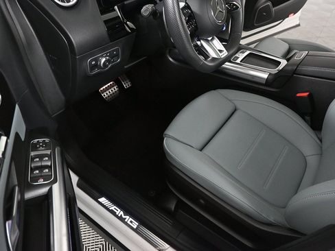 Certified 2025 Mercedes-Benz GLA 35 AMG 4MATIC image 7