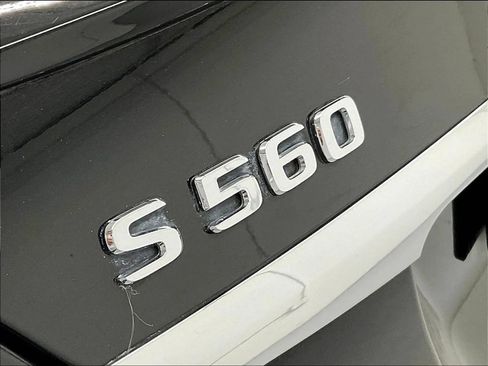 Used 2018 Mercedes-Benz S 560 4MATIC Sedan image 34
